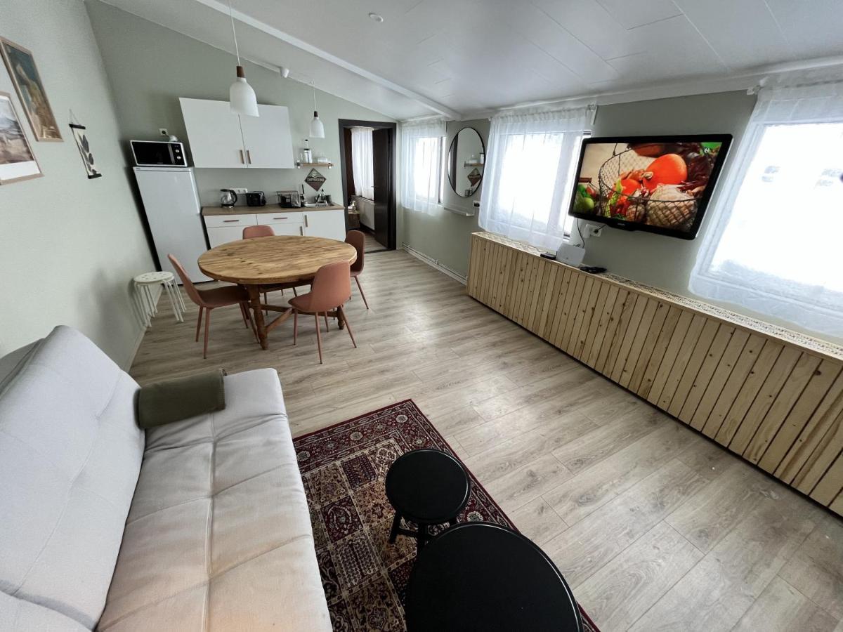 Bridge Apartment Егилстадир Екстериор снимка