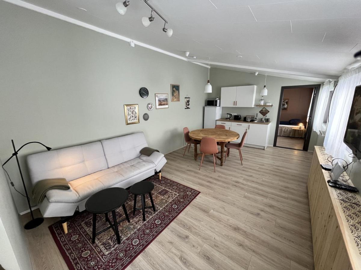 Bridge Apartment Егилстадир Екстериор снимка