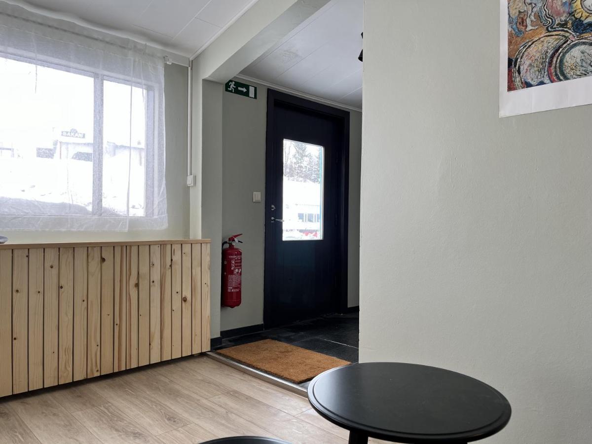 Bridge Apartment Егилстадир Екстериор снимка